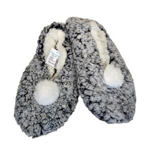 Women's Maurices Soft Fuzzy Gripper Slippers with pom poms One Size Gray
